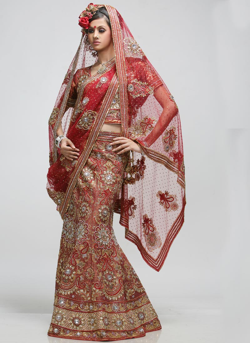 Индийские платья и сари